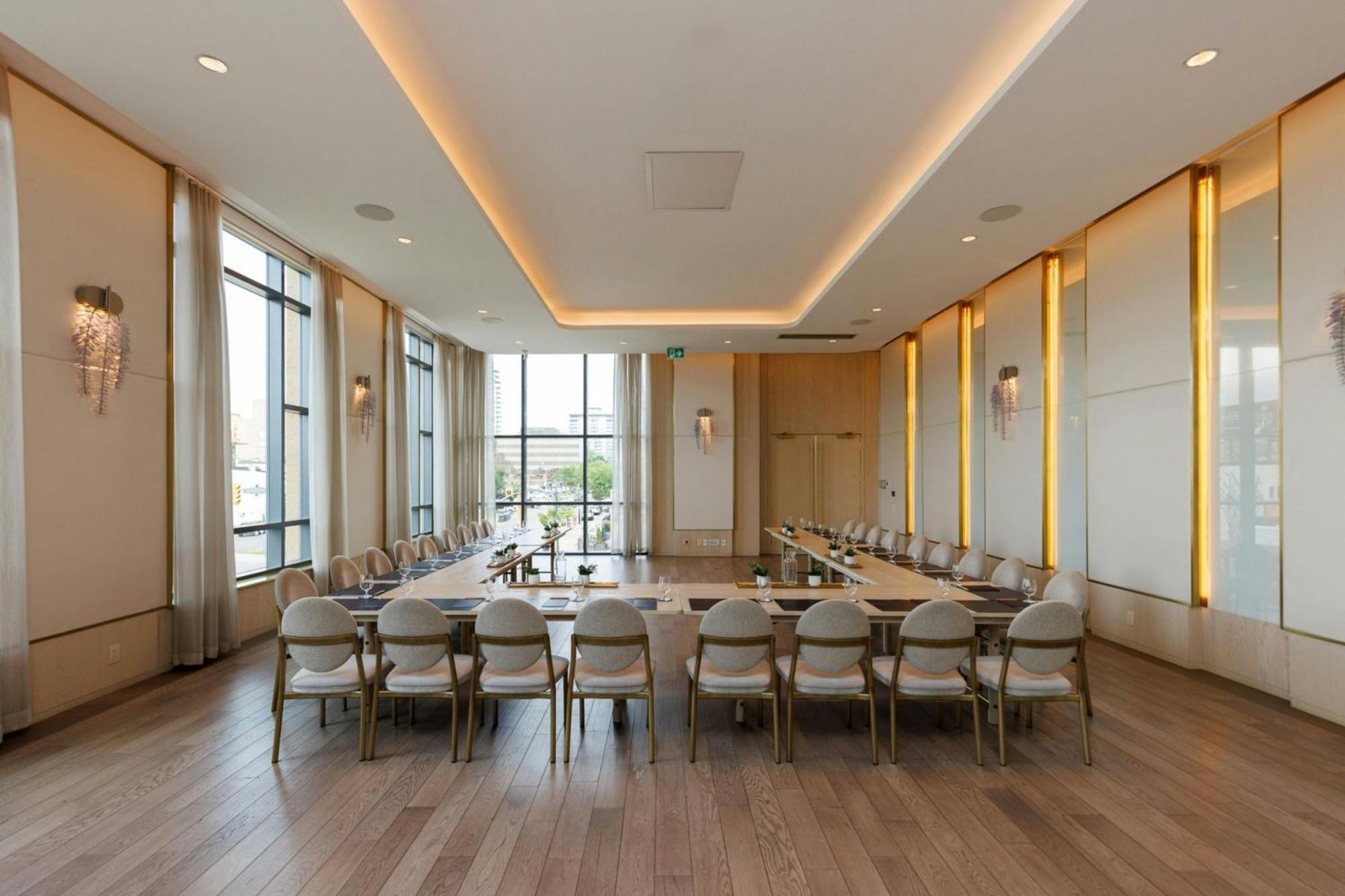 The Pearle Hotel & Spa, Autograph Collection Burlington Bagian luar foto