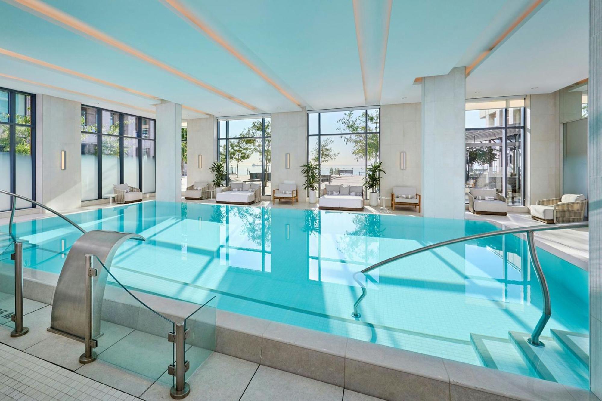 The Pearle Hotel & Spa, Autograph Collection Burlington Bagian luar foto