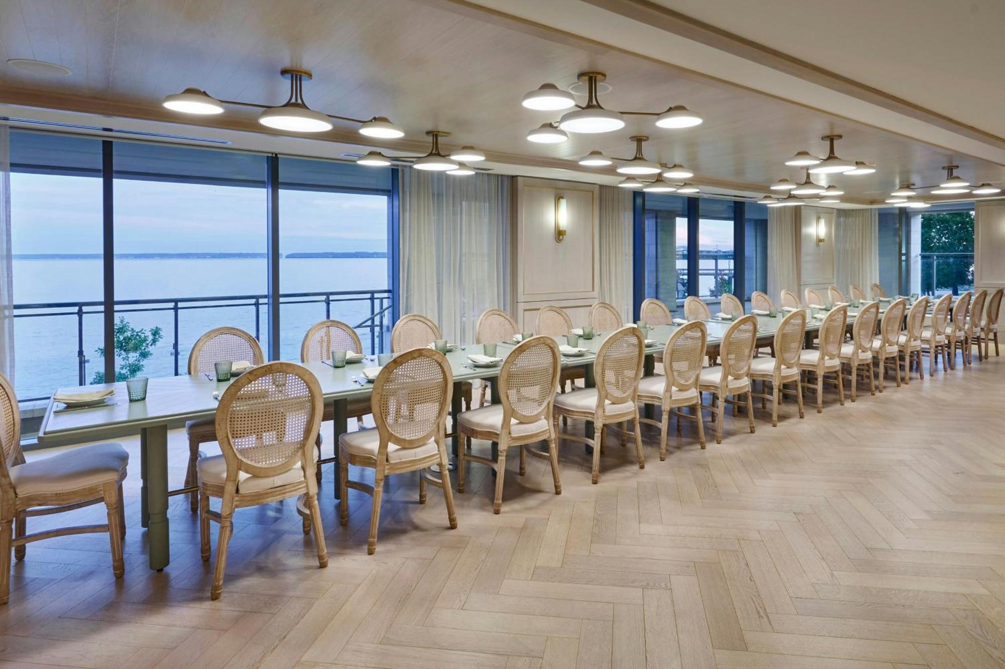 The Pearle Hotel & Spa, Autograph Collection Burlington Bagian luar foto